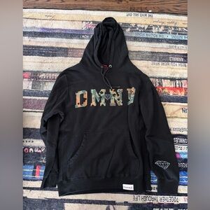 Diamond Supply Co. Black Hoodie with camo Accents medium